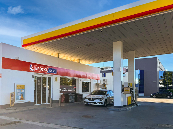 EROSKI INAUGURA UN NUEVO SUPERMERCADO FRANQUICIADO “RAPID” EN LA GASOLINERA DE PEDRO MUÑOZ, EN CIUDAD REAL