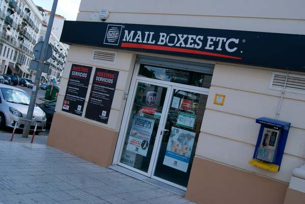 Mail Boxes Etc. abre en Galicia